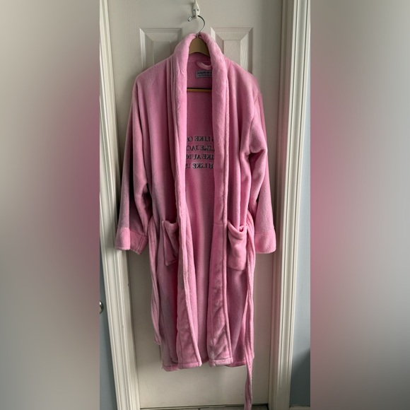 NWOT, women’s robe, pink, inspirational quote - Picture 3 of 5